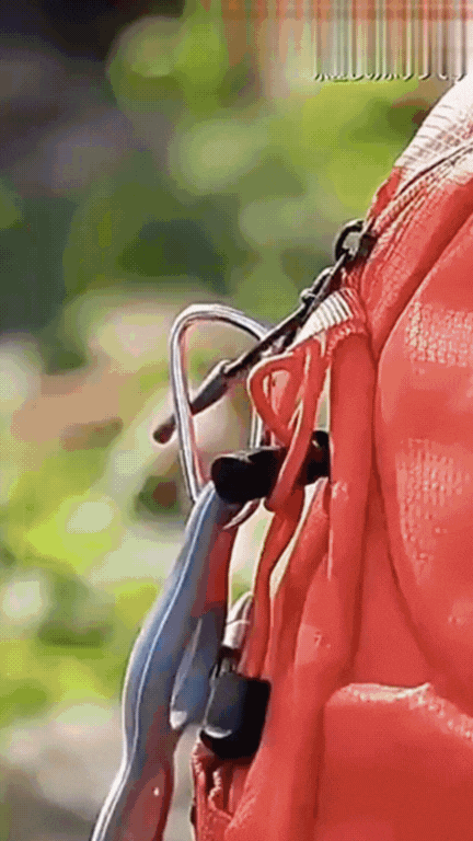 🌟 HydraGrip™ – Towel & Bottle Clip - GRIPMATE