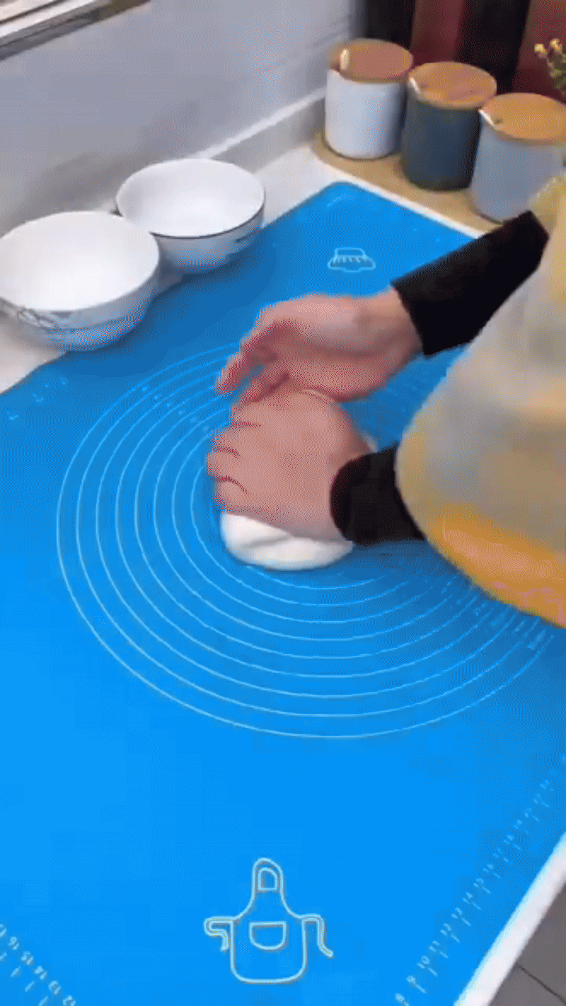 ✨ Premium Silicone Rolling & Baking Mat